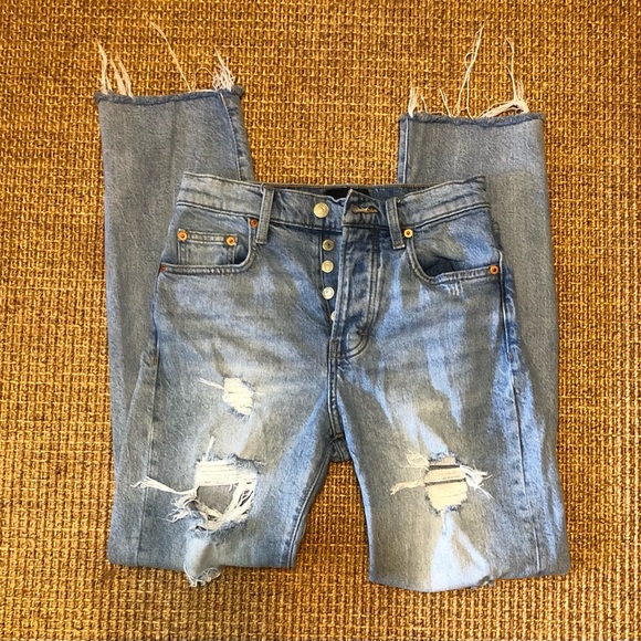 Lucky Brand Zoe High Rise Straight Leg Distressed Blue Jeans in Size 0/25 - Picture 6 of 8